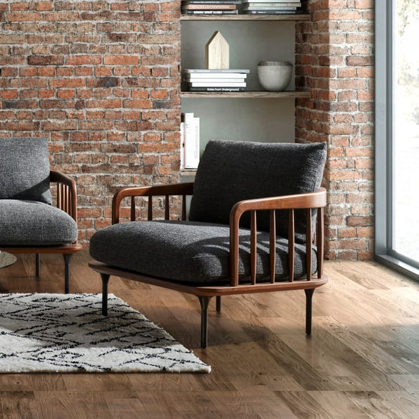 Fly Metal Leg Chair